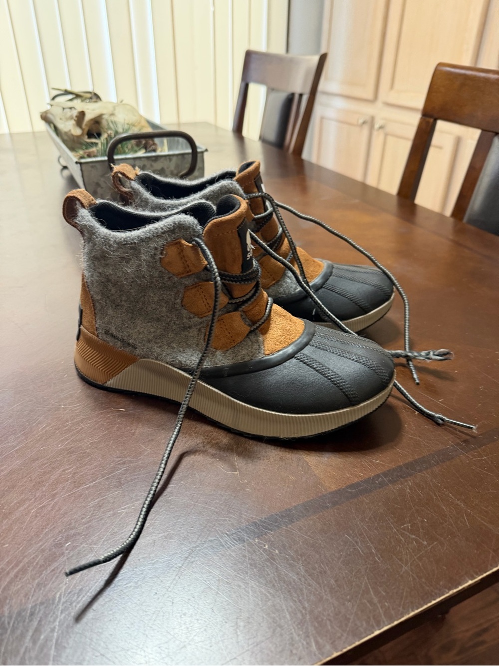 Sorel Women's Gray and Brown Insulated Duck Booties